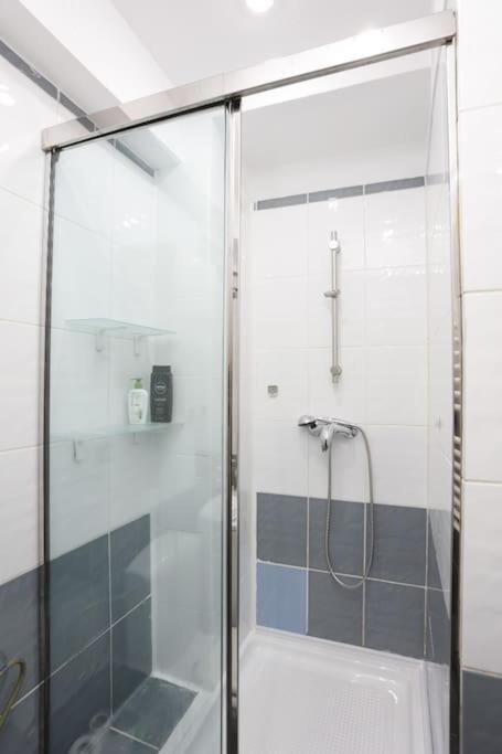1 Bdrm Apartment In City Center Bucareste Exterior foto